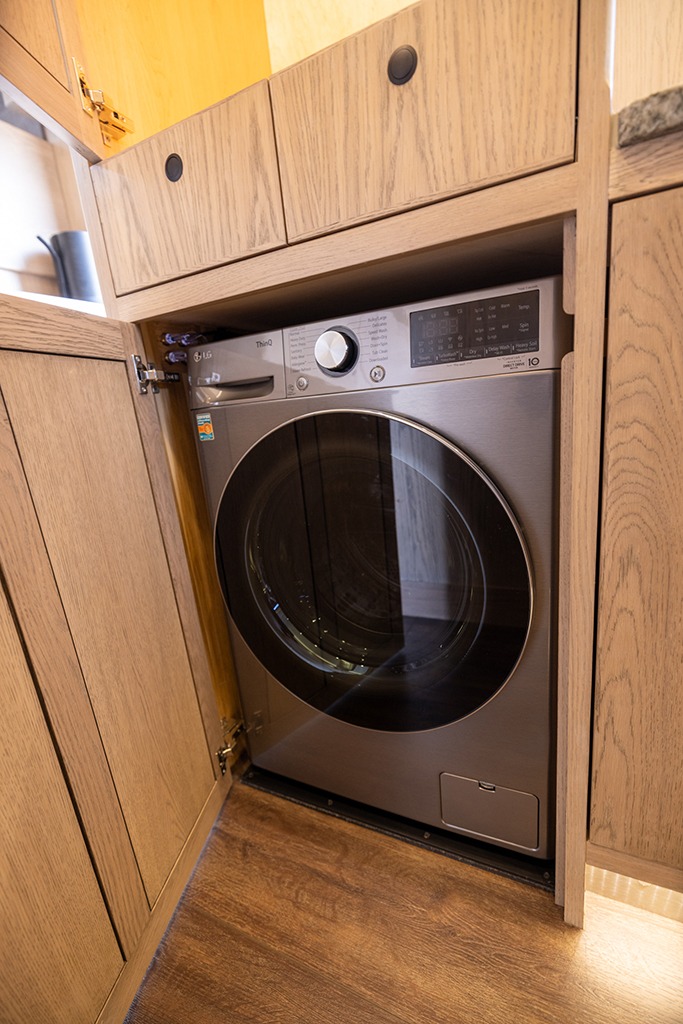 2023 EarthRoamer XV-SX-009