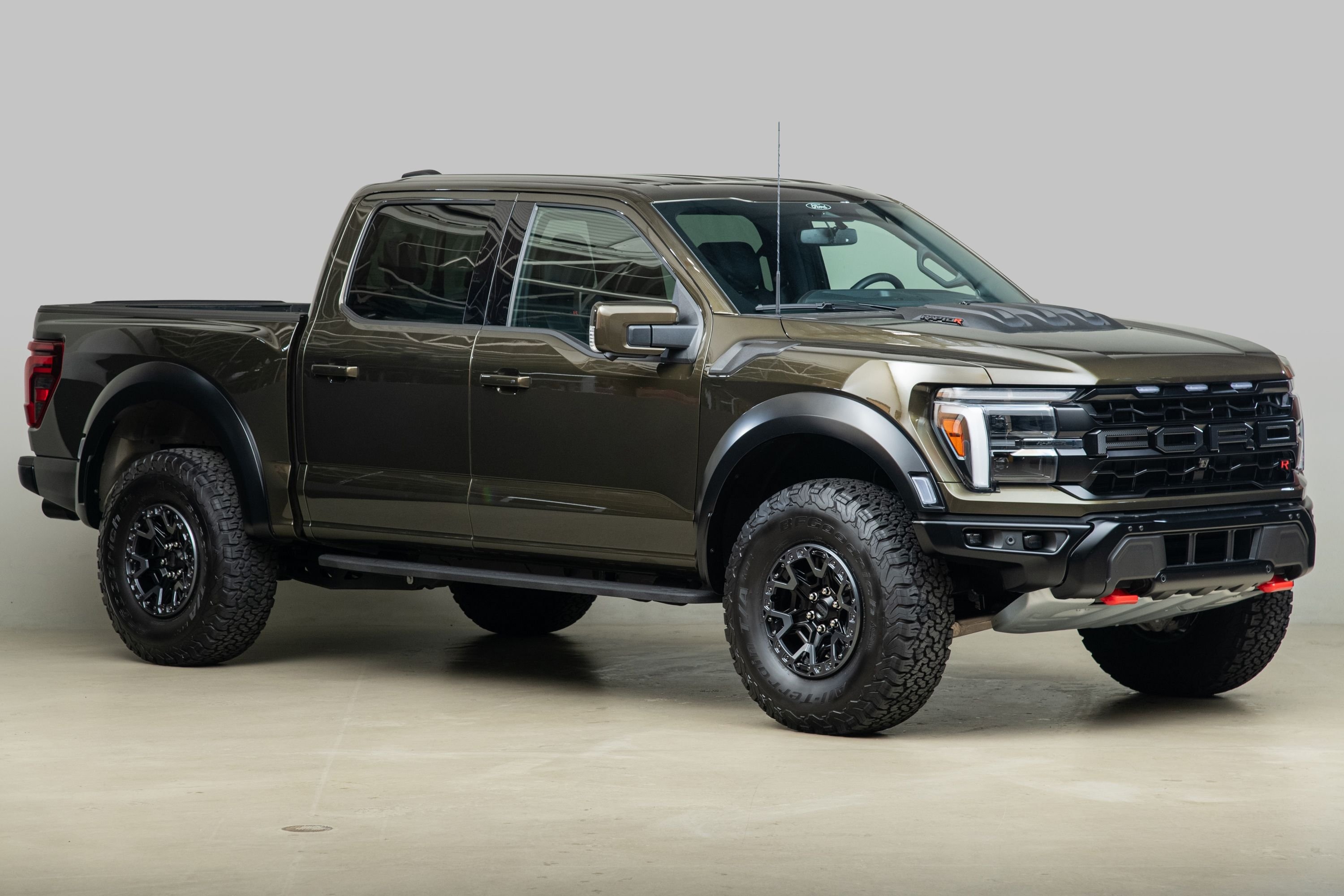 2025 Ford F-150 Raptor R