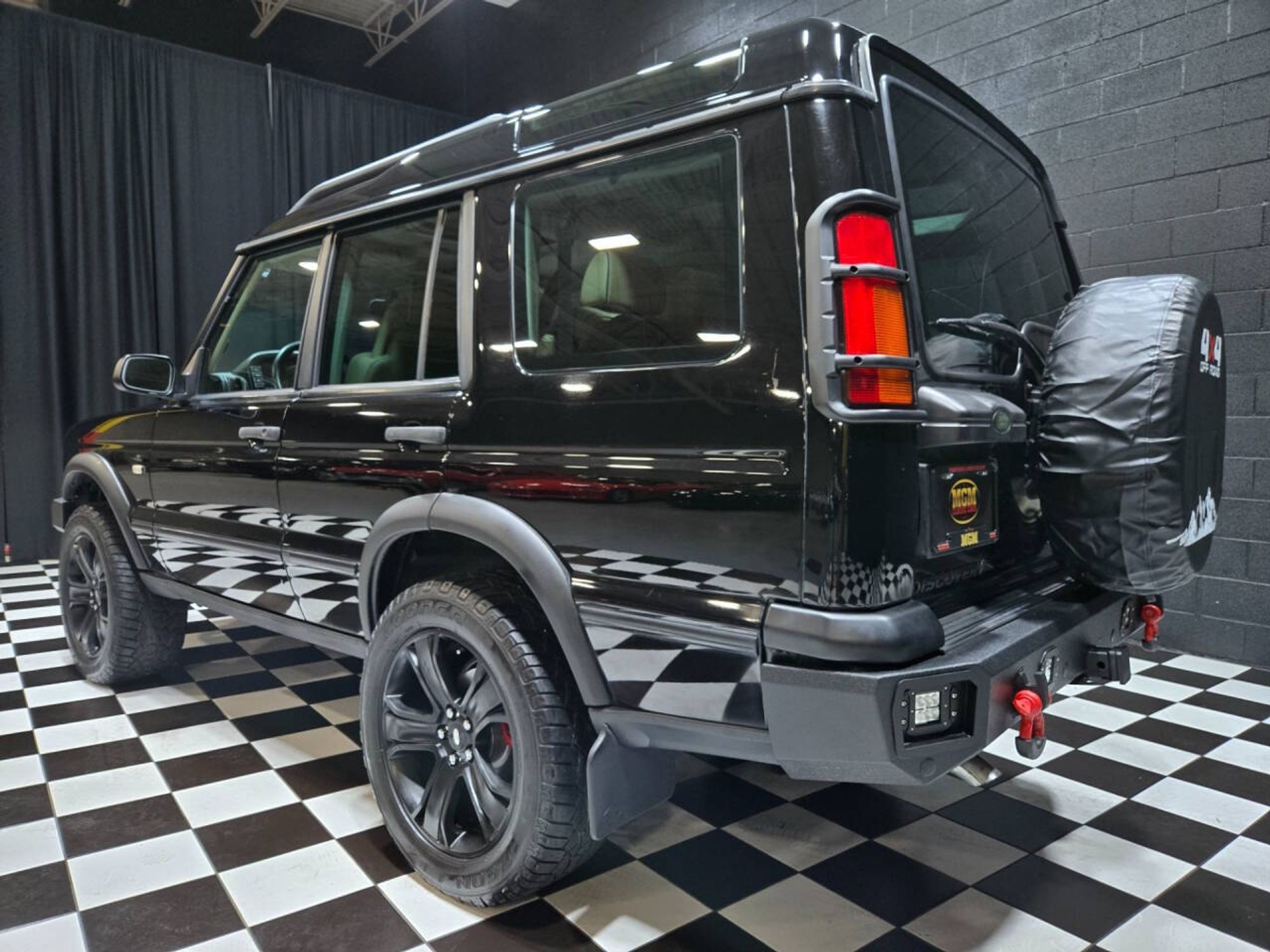 2004 Land Rover Discovery - 4