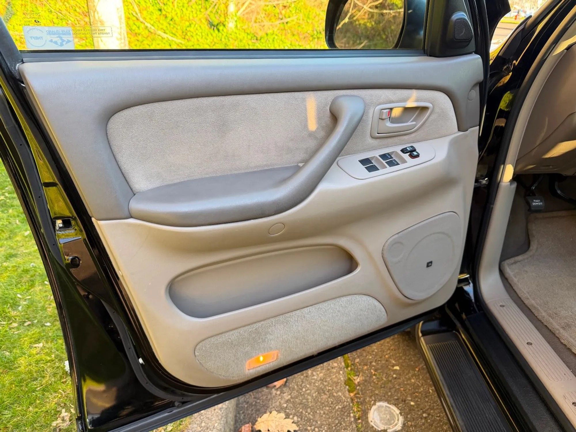 2007 Toyota Sequoia SR5