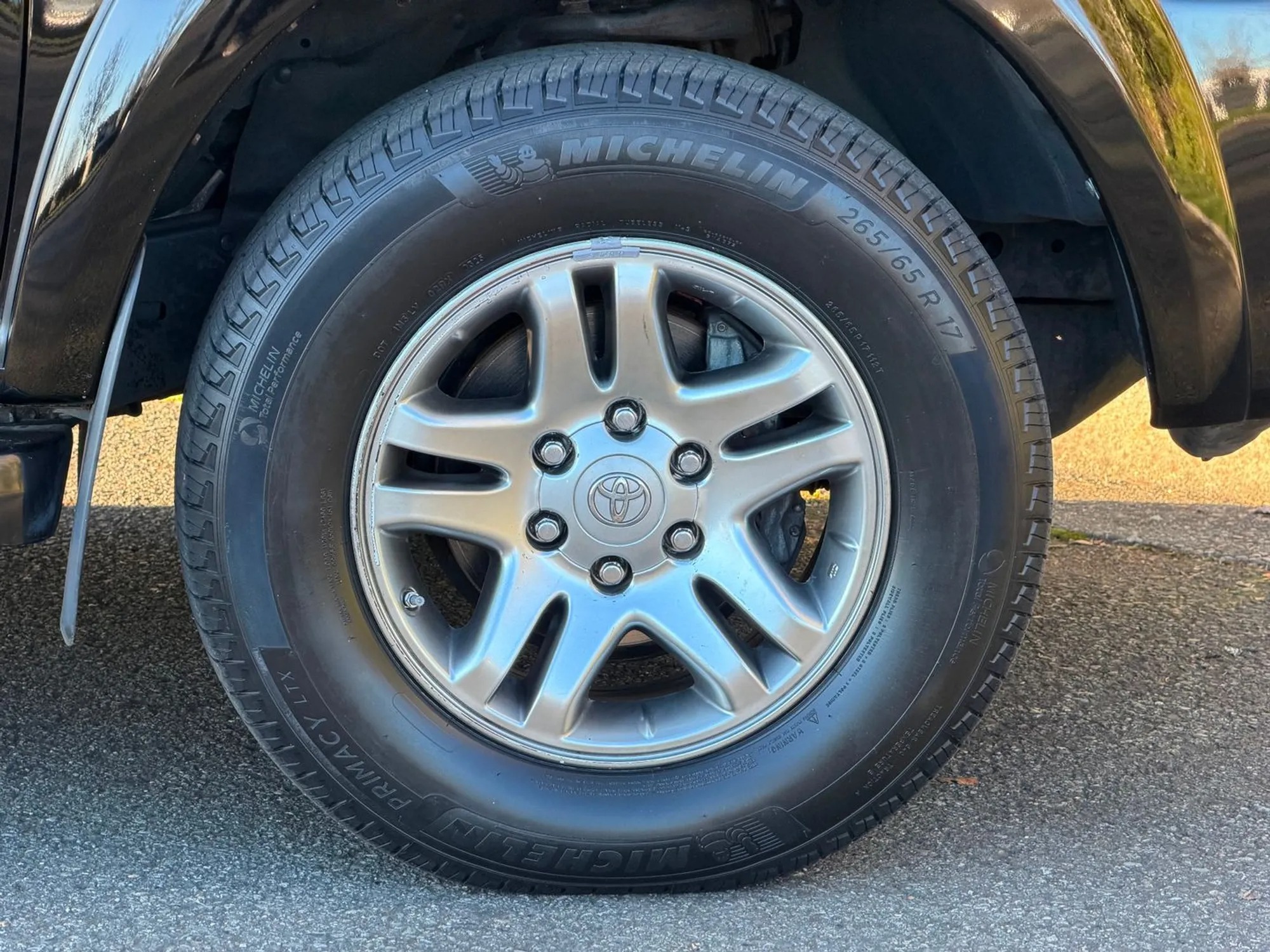 2007 Toyota Sequoia SR5