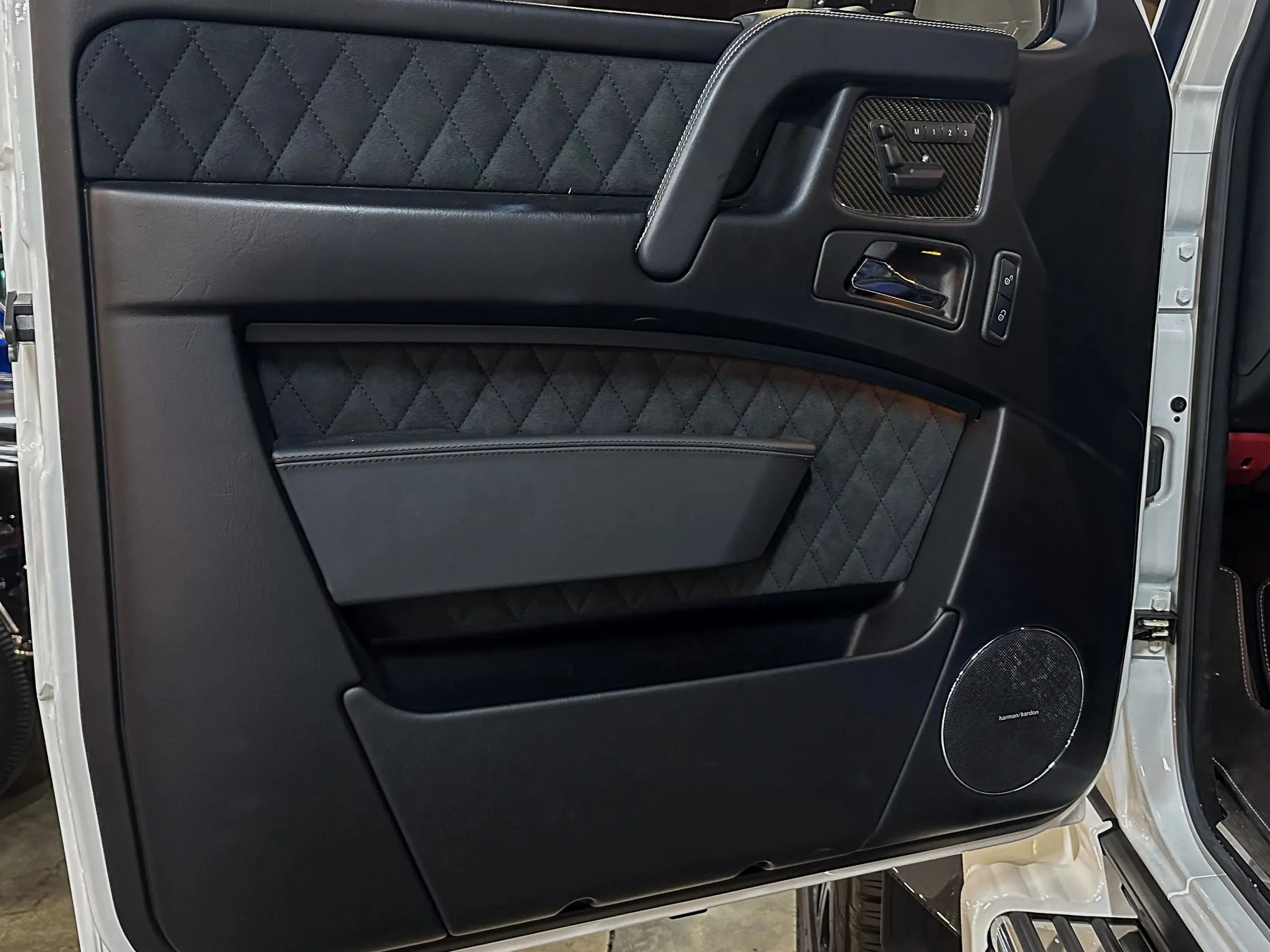 2017 Mercedes-Benz G550 4X4²