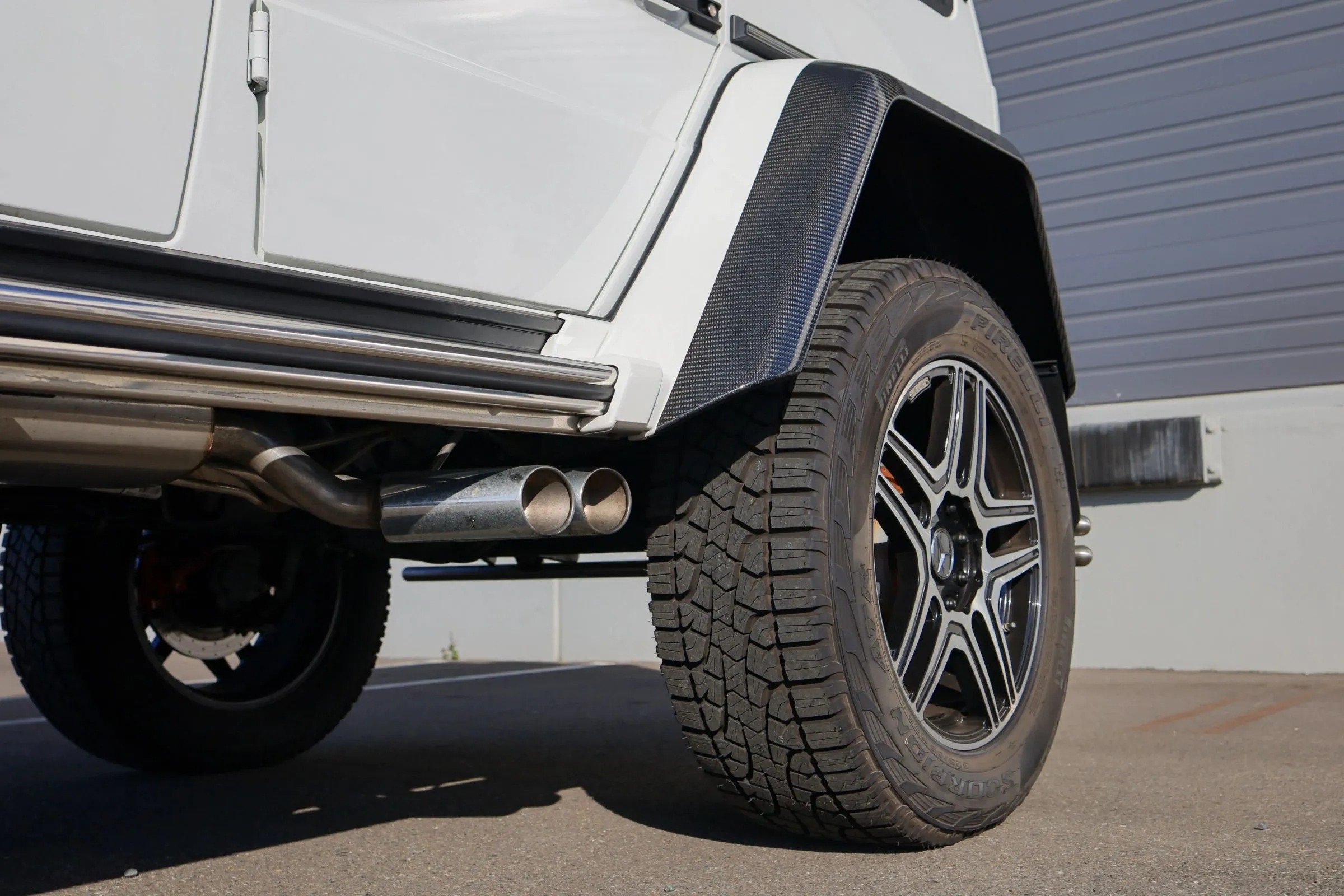 2017 Mercedes-Benz G550 4X4²