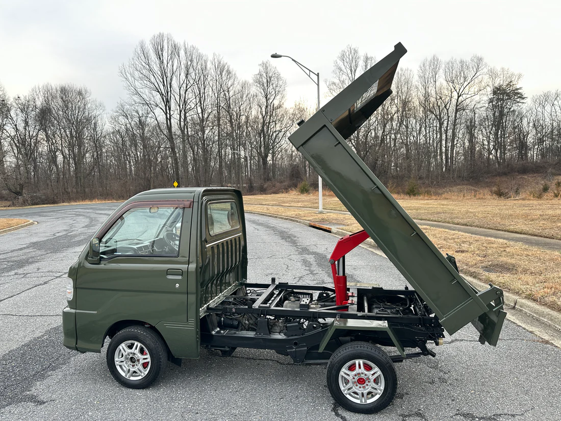 2000 Daihatsu Hijet Dump