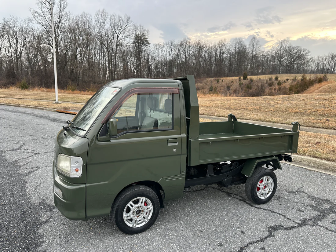 2000 Daihatsu Hijet Dump