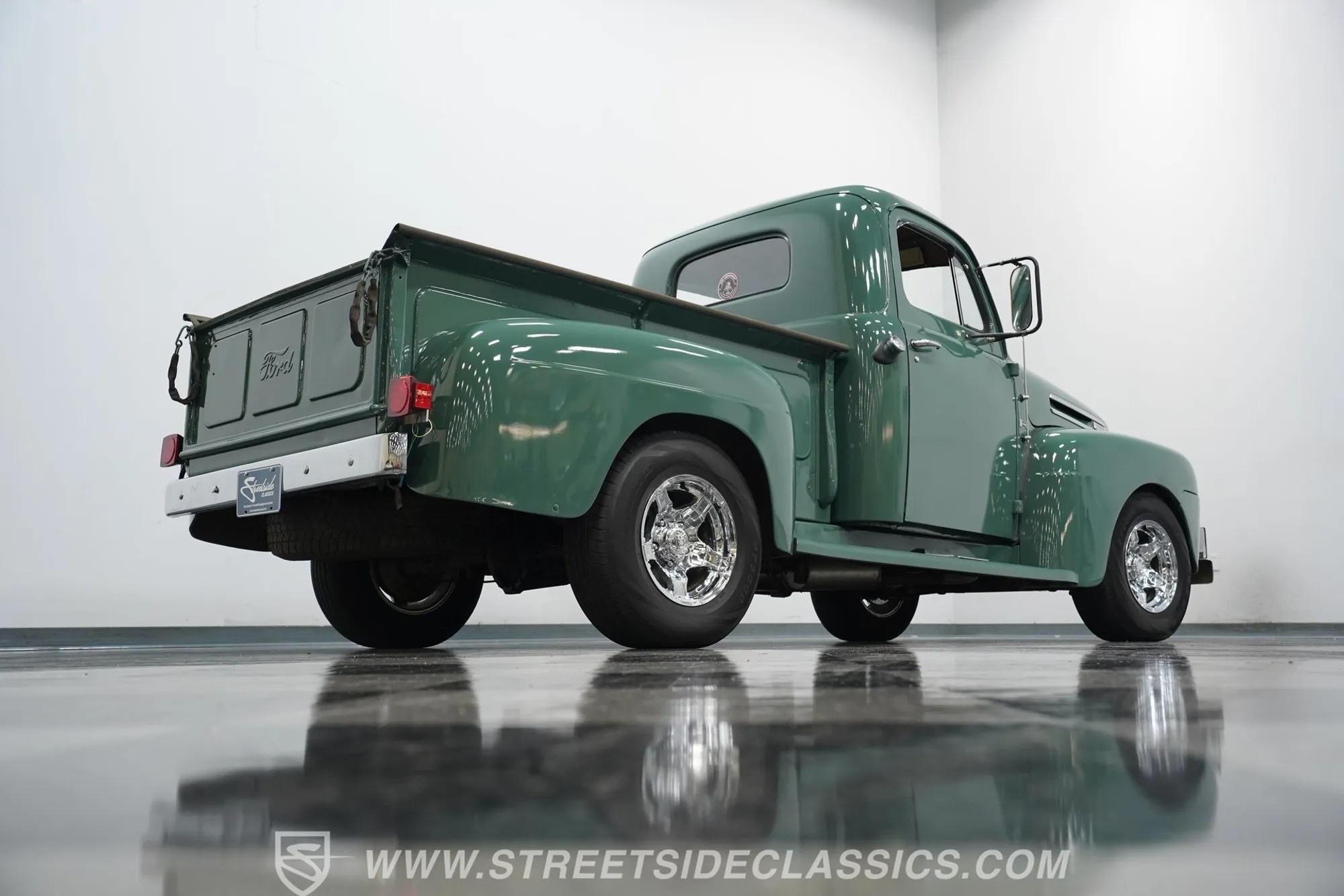 1949 Ford F-1