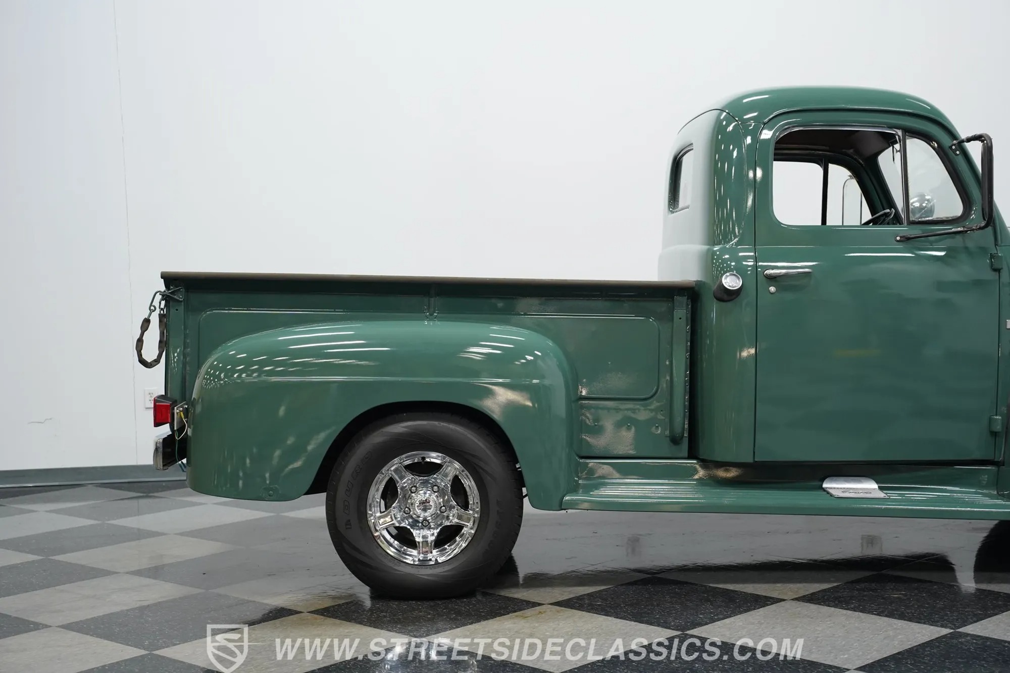 1949 Ford F-1