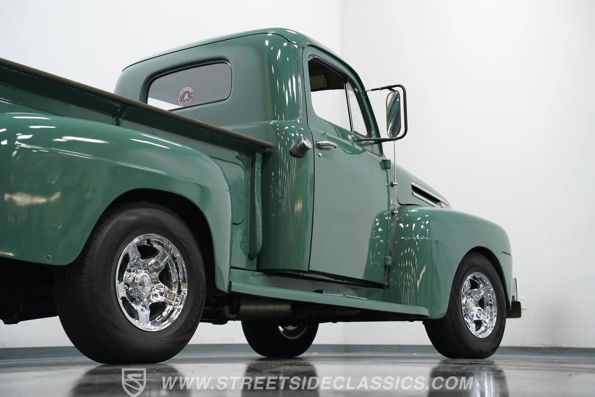 1949 Ford F-1