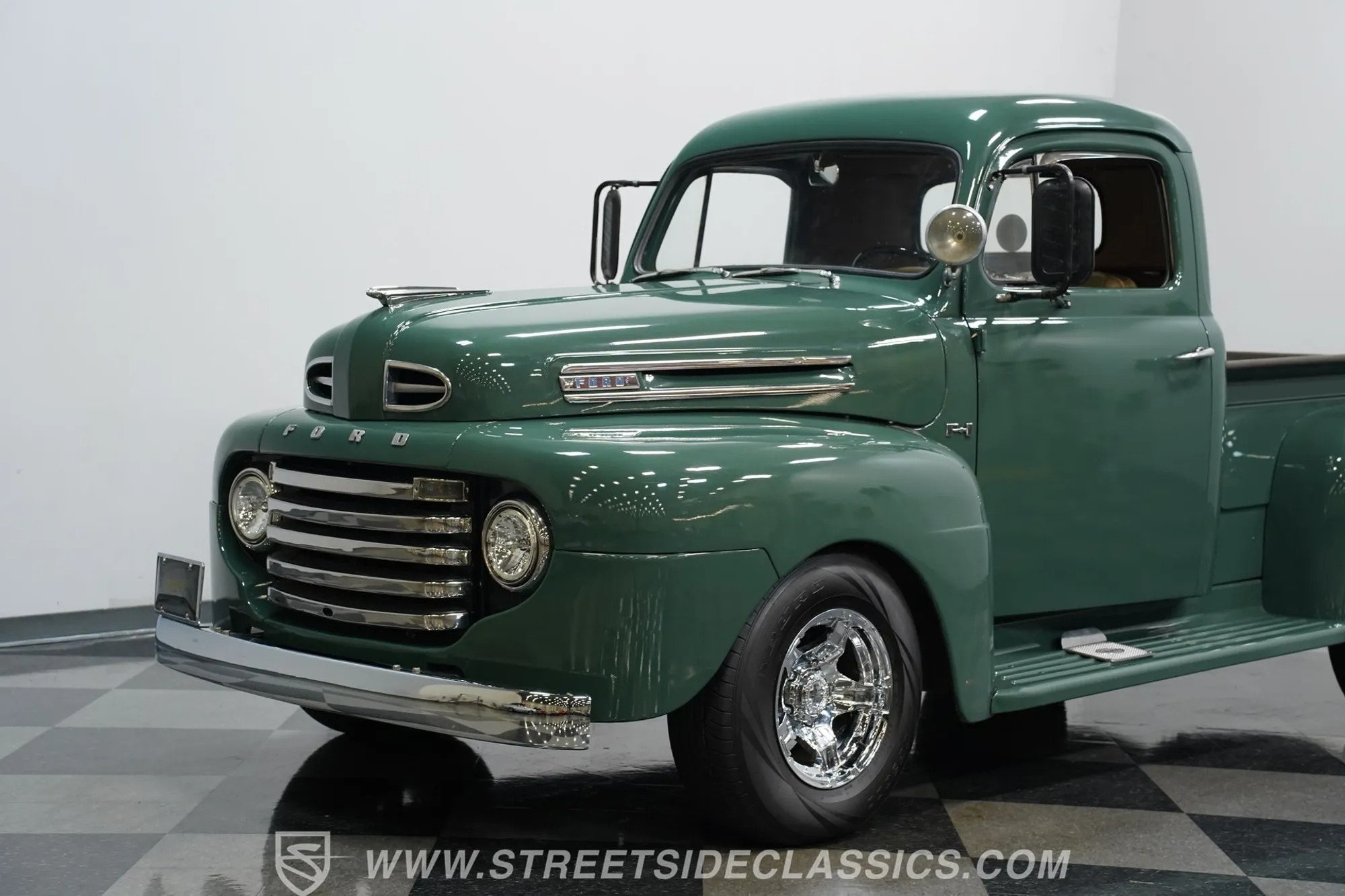 1949 Ford F-1