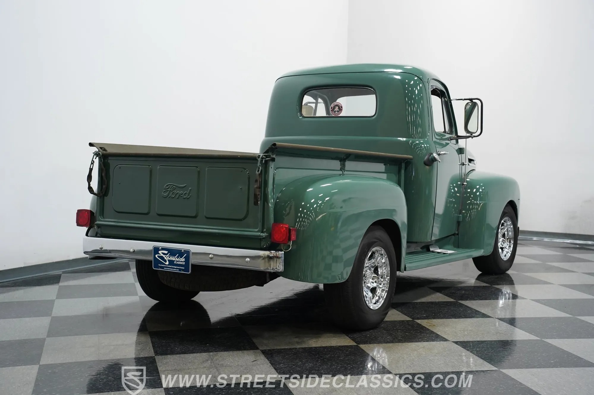 1949 Ford F-1