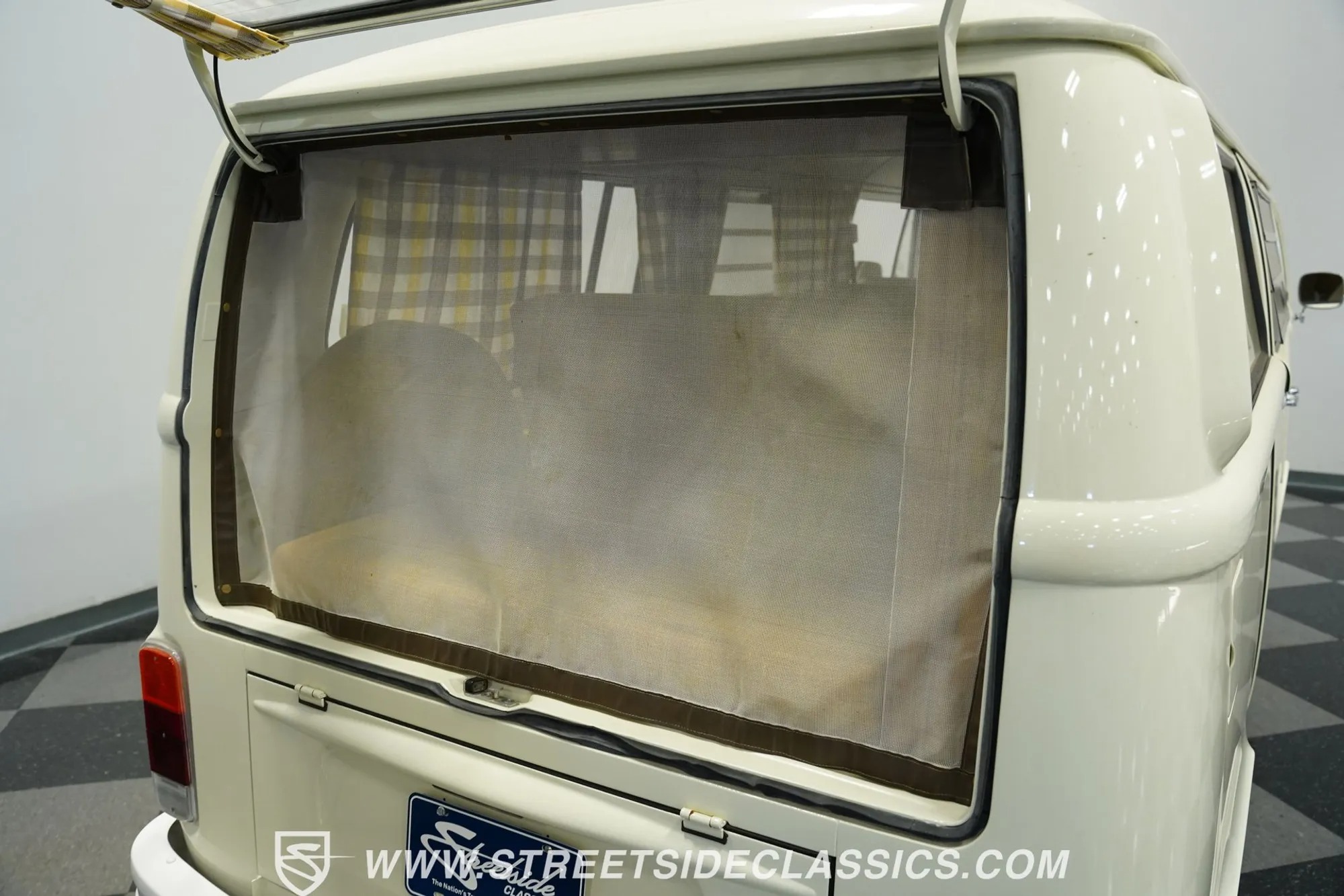 1973 Volkswagen Westfalia Camper Bus