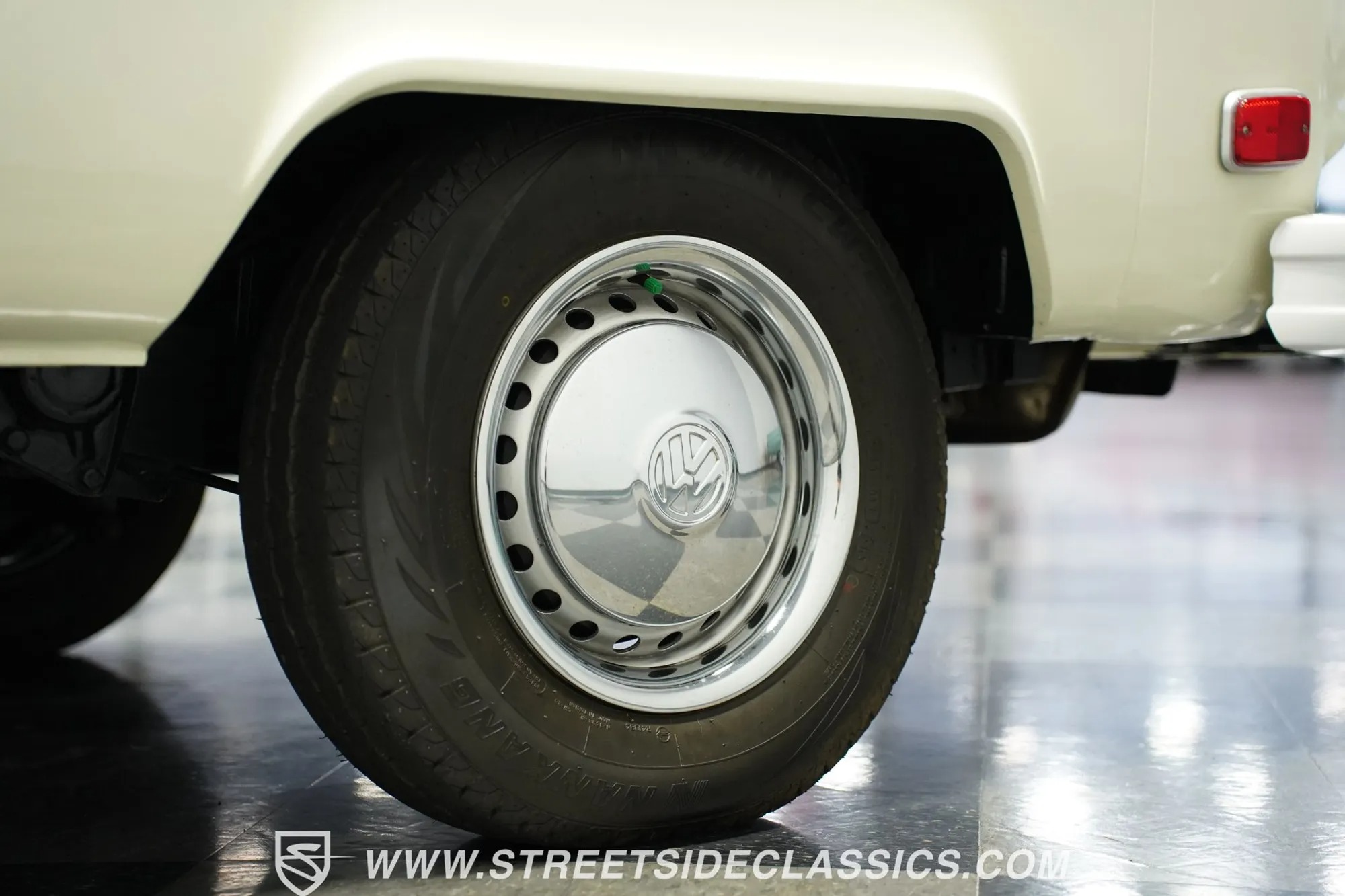 1973 Volkswagen Westfalia Camper Bus