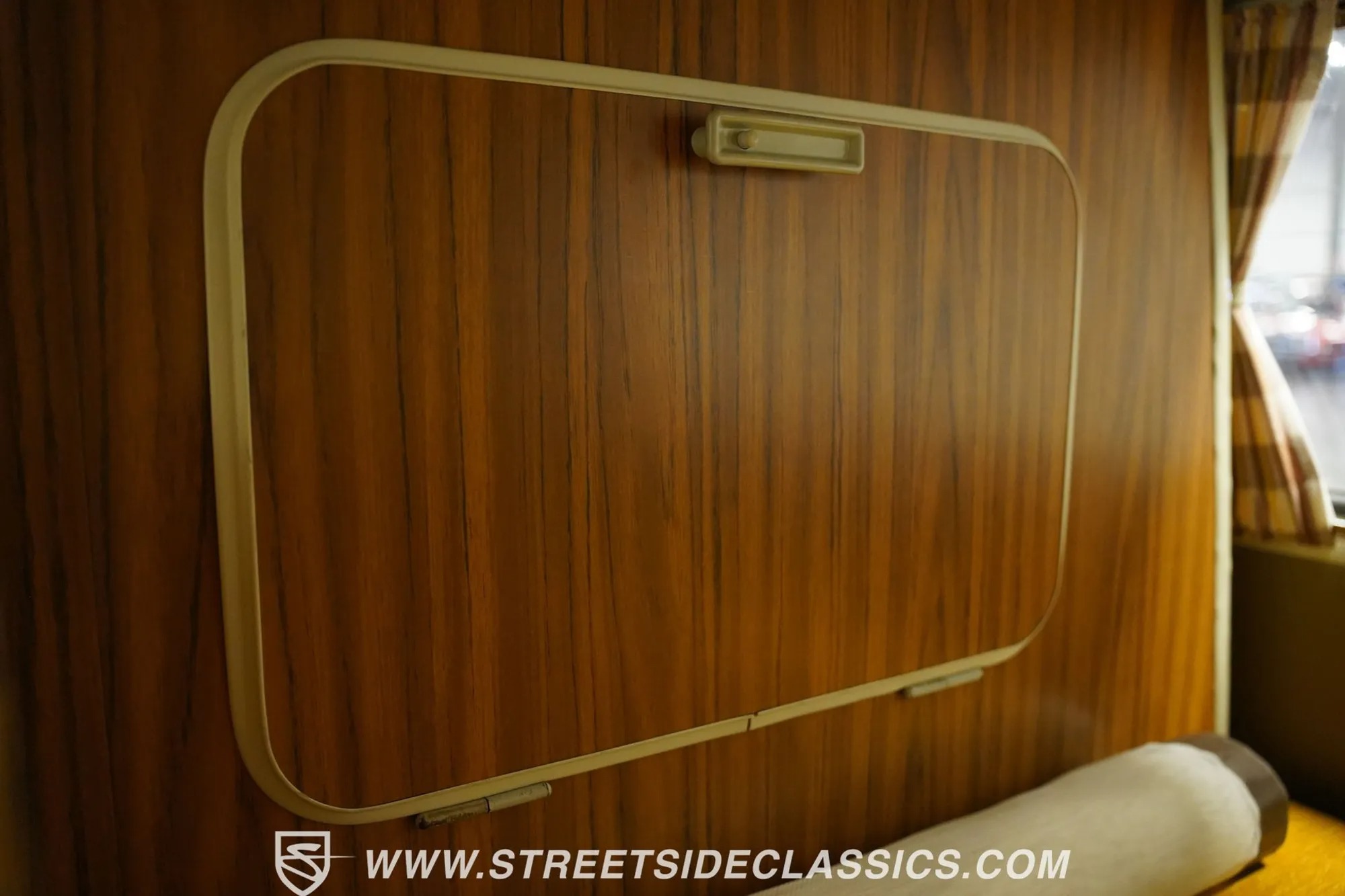 1973 Volkswagen Westfalia Camper Bus