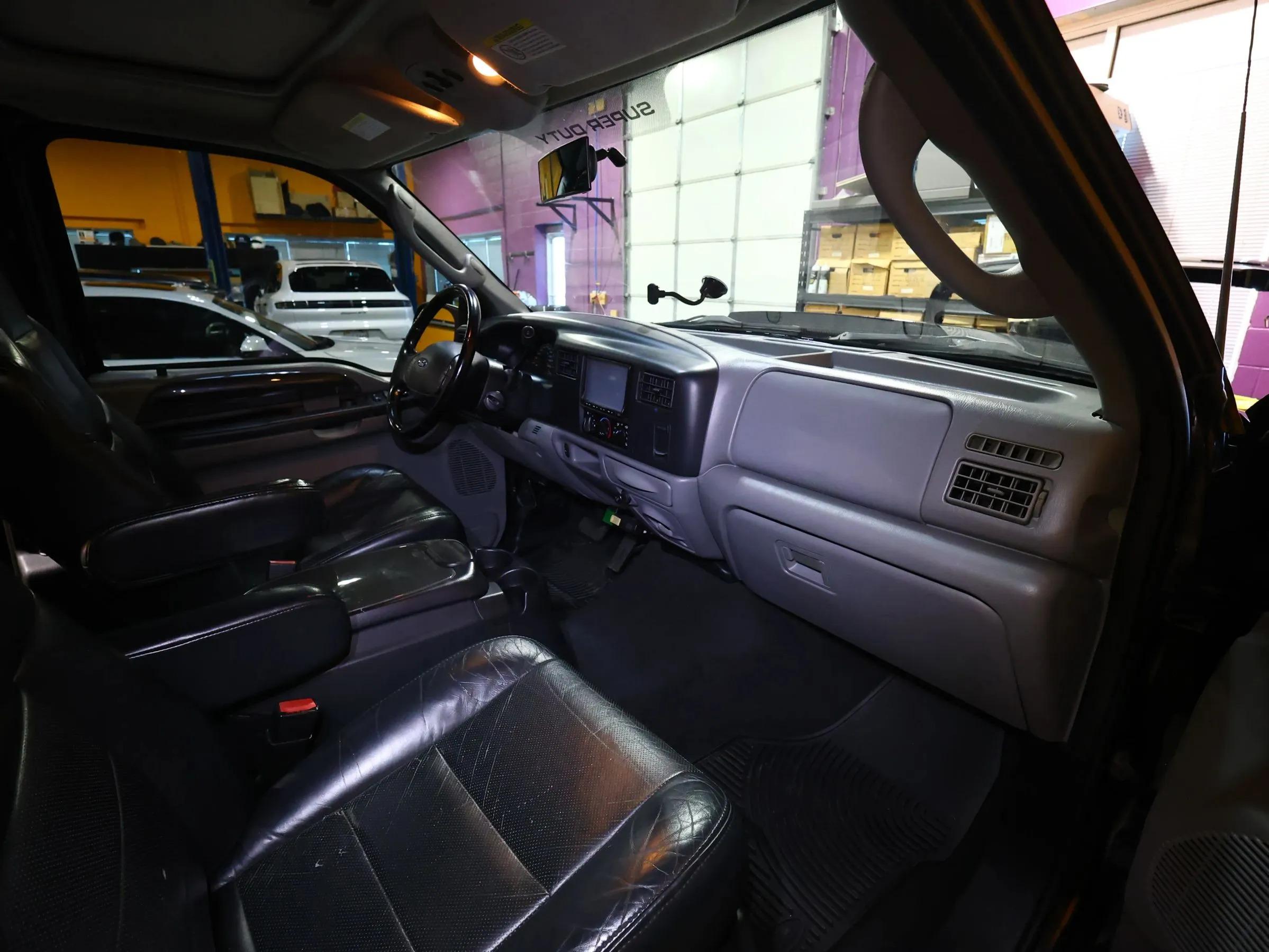 2003 Ford F-350 XLT Dually