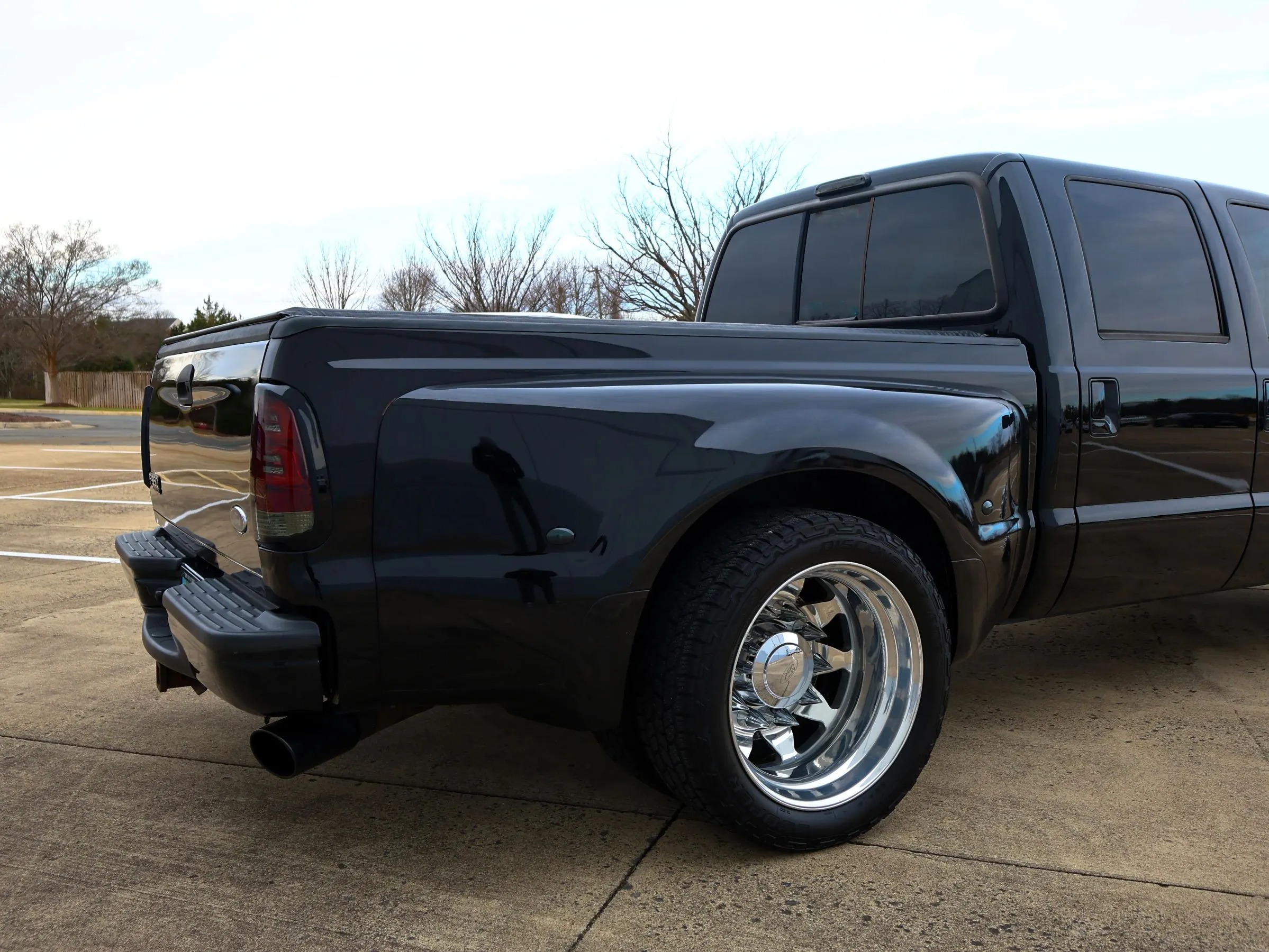 2003 Ford F-350 XLT Dually - 3