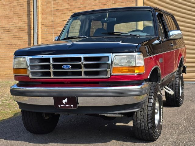 1994 Ford Bronco XLT - 2