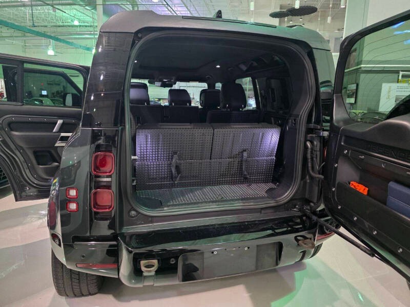 2022 Land Rover Defender 110 X-Dynamic HSE