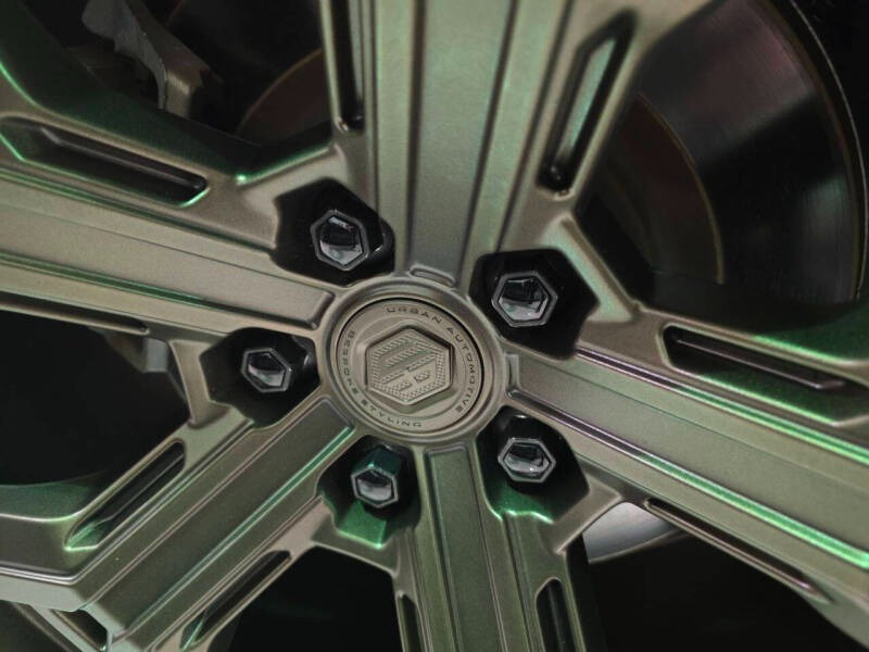 2022 Land Rover Defender 110 X-Dynamic HSE