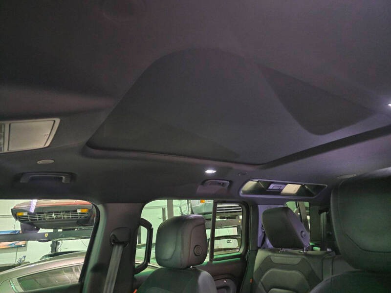 2022 Land Rover Defender 110 X-Dynamic HSE