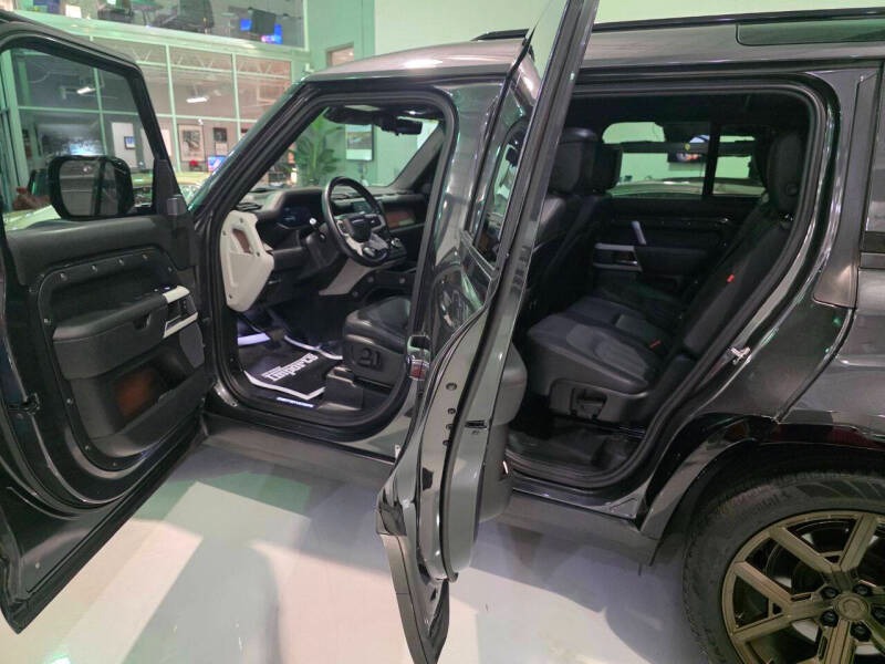 2022 Land Rover Defender 110 X-Dynamic HSE