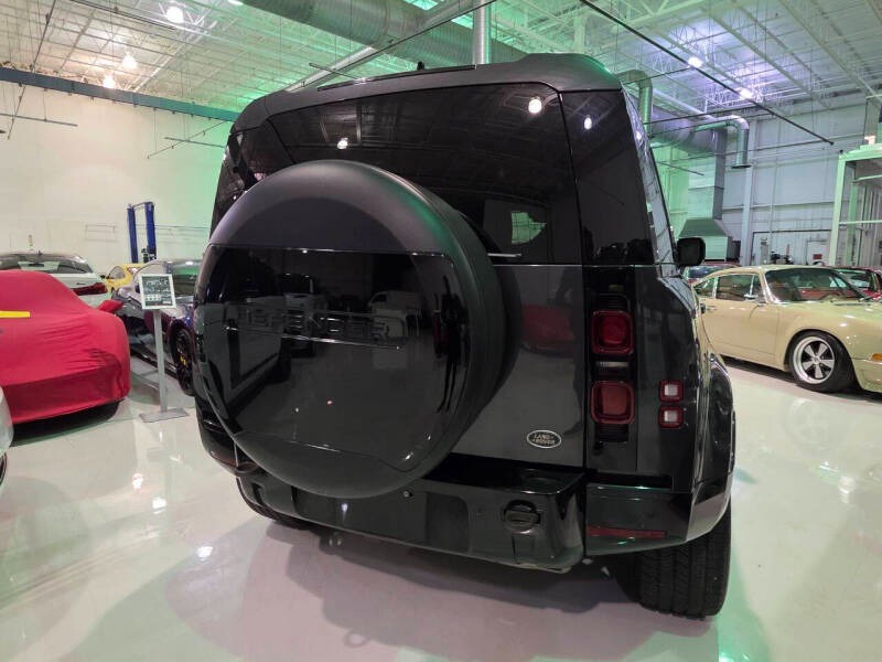 2022 Land Rover Defender 110 X-Dynamic HSE