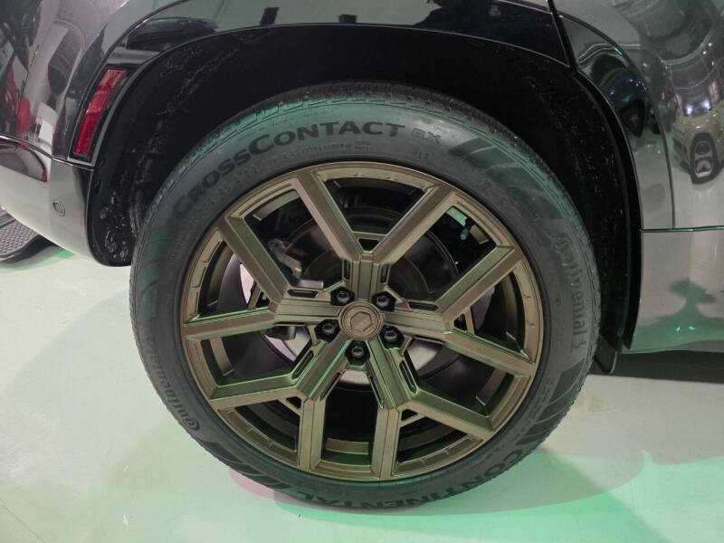 2022 Land Rover Defender 110 X-Dynamic HSE