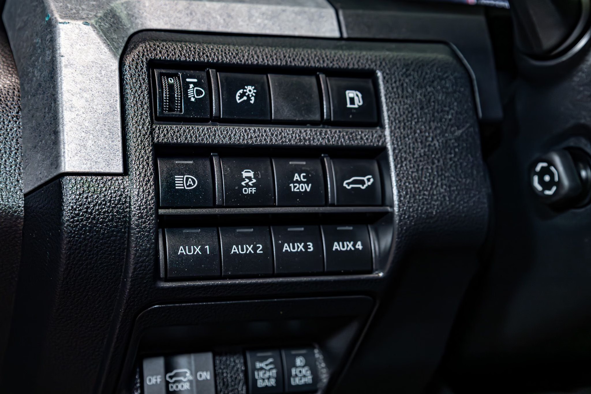 2025 Toyota 4Runner Trailhunter