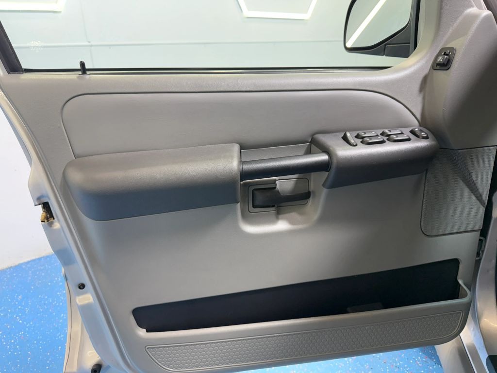 2003 Ford Explorer Sport Trac