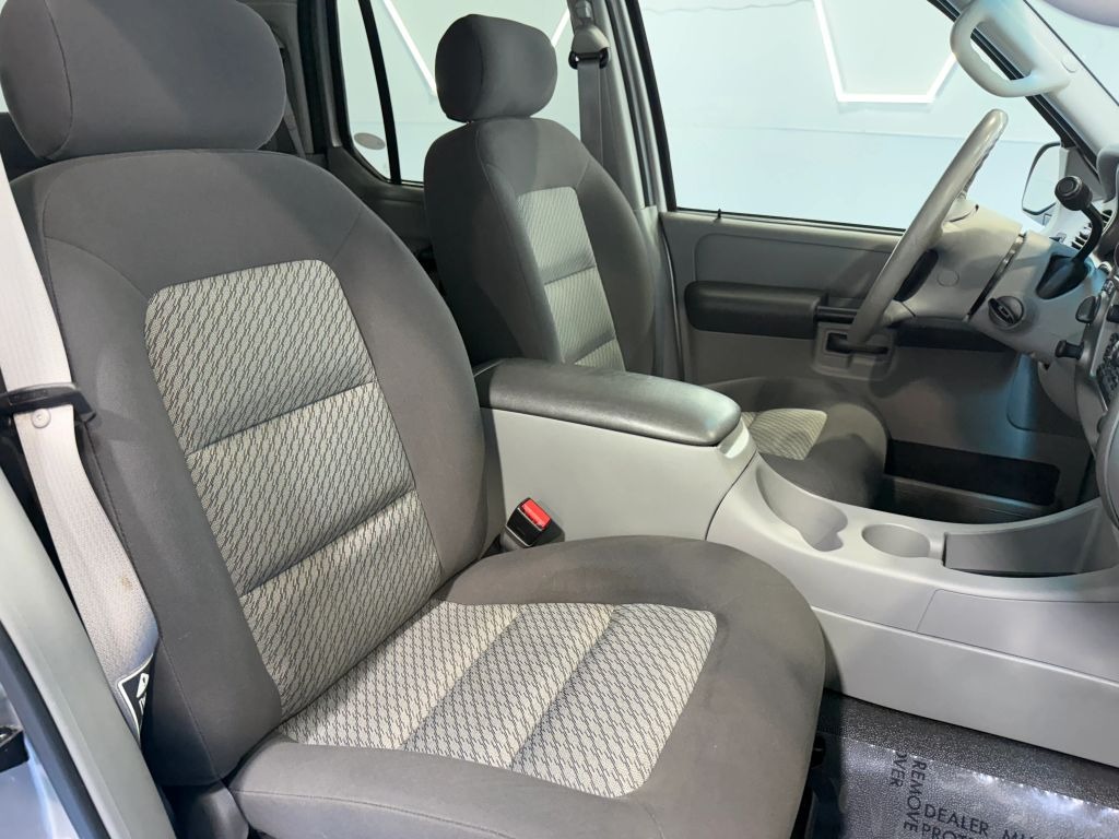 2003 Ford Explorer Sport Trac