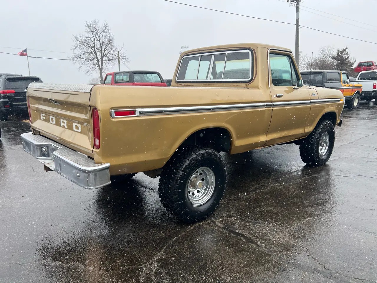 1979 Ford F-150 4×4 - 3