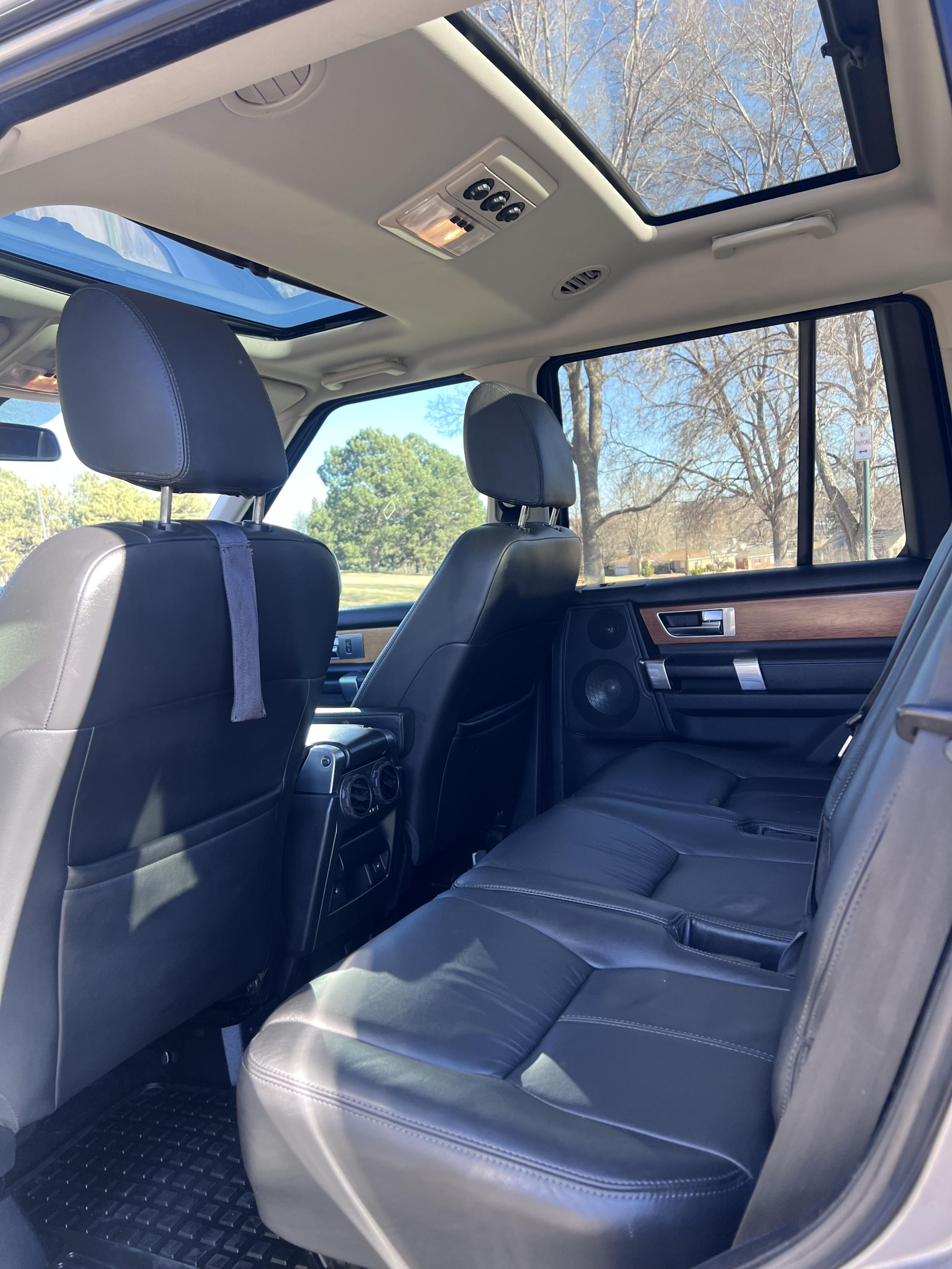 2011 Land Rover LR4