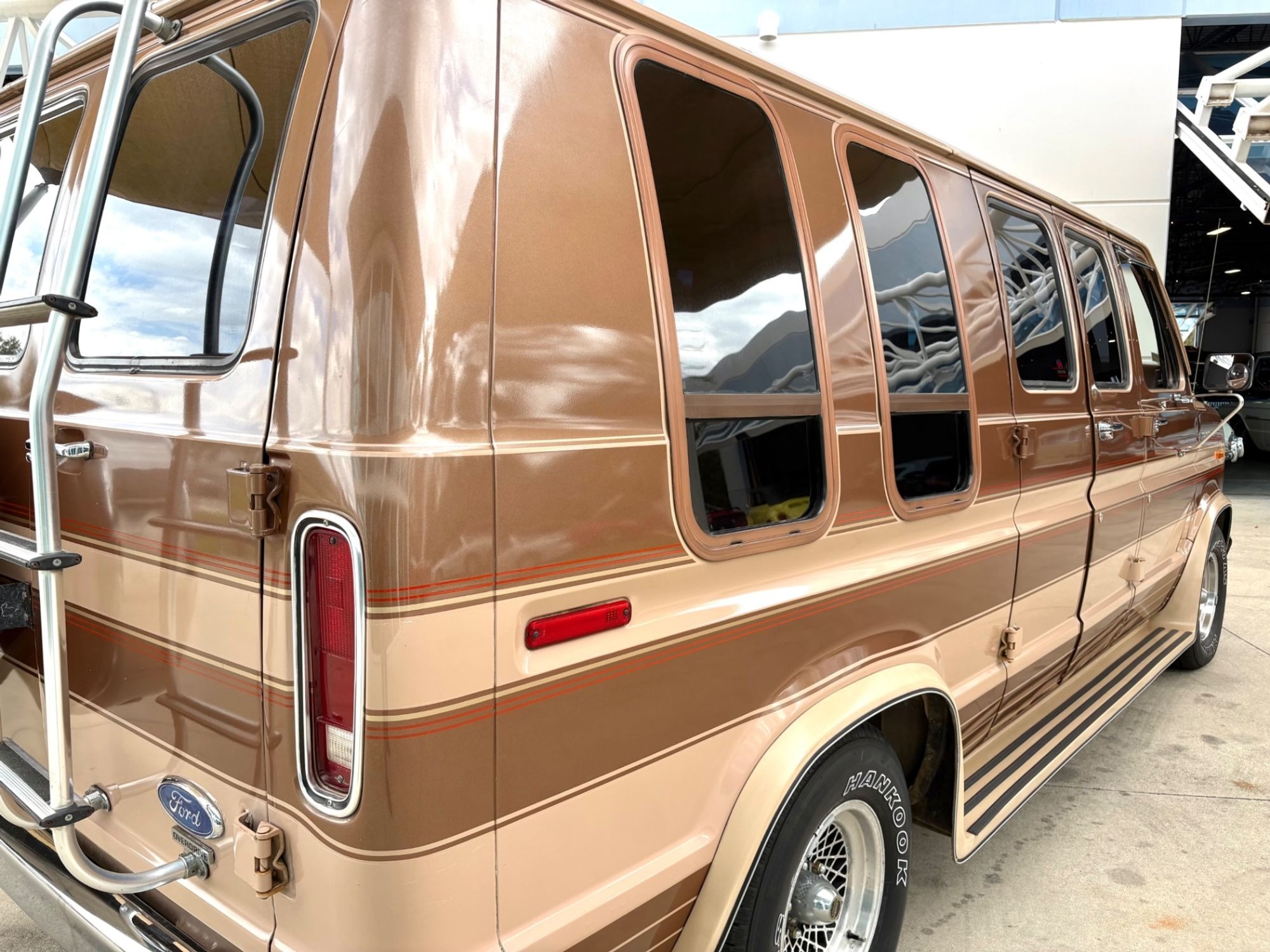 1987 Ford Econoline Conversion Van E-150