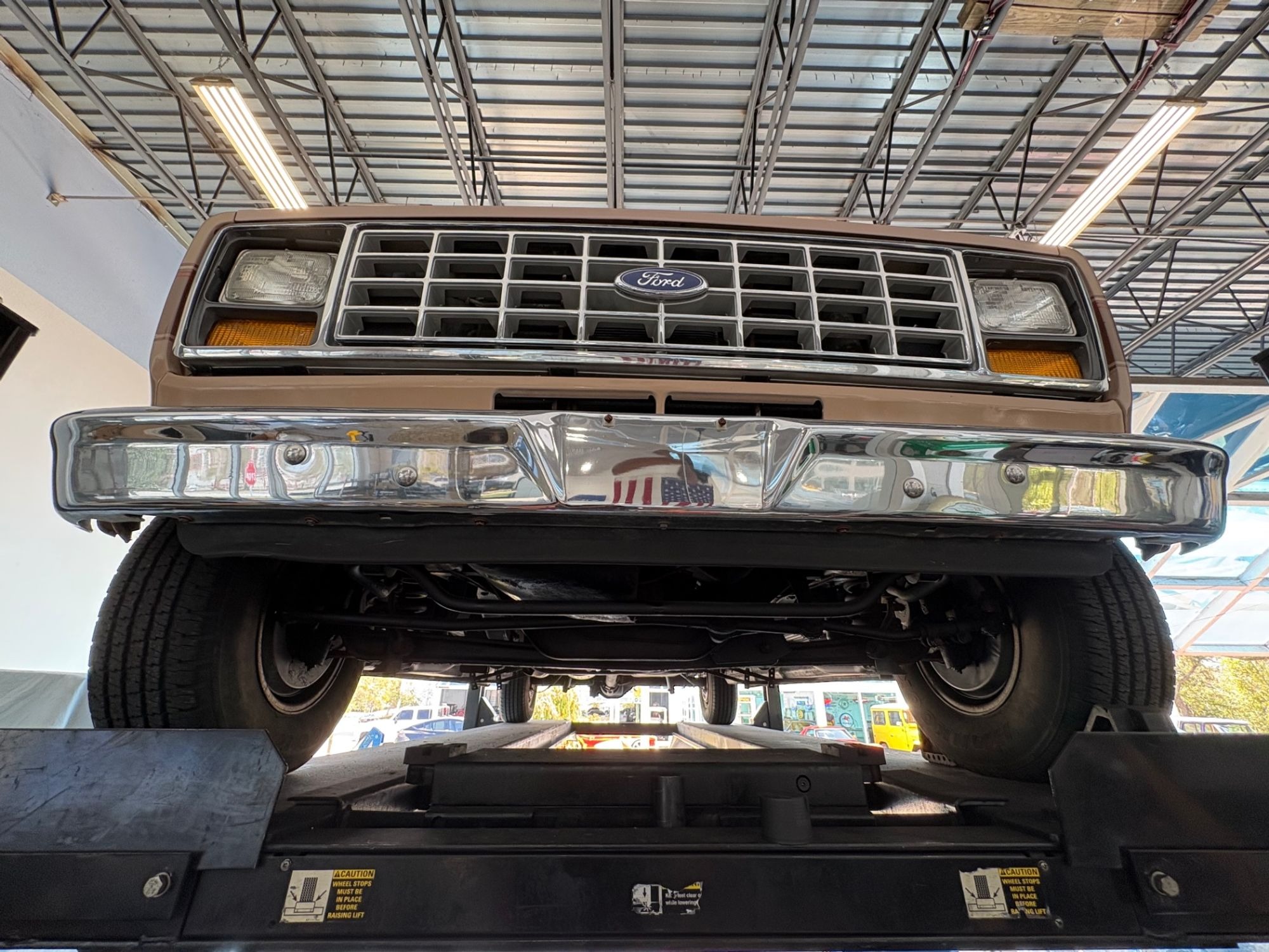 1987 Ford Econoline Conversion Van E-150