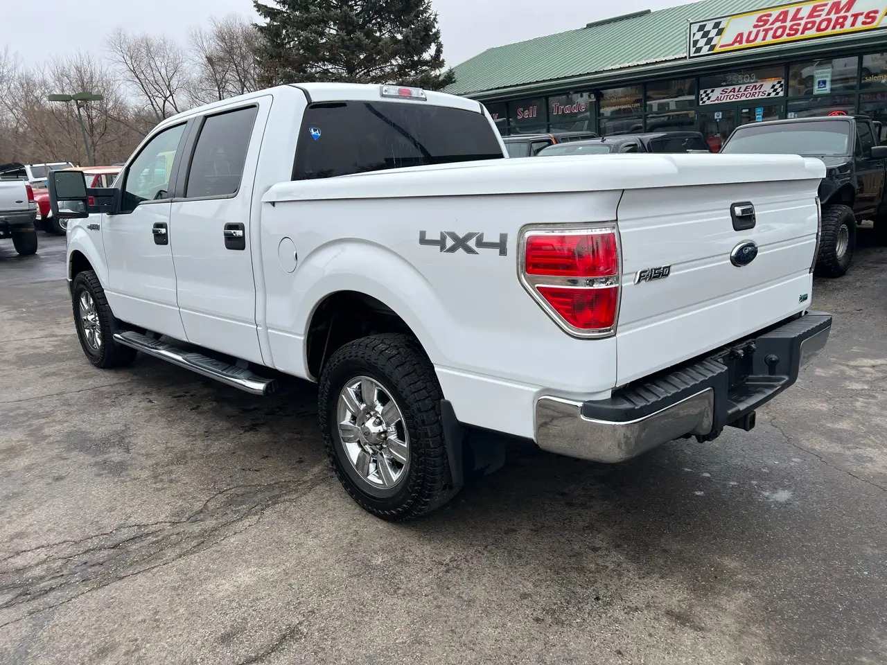 2010 Ford F-150 XLT - 4