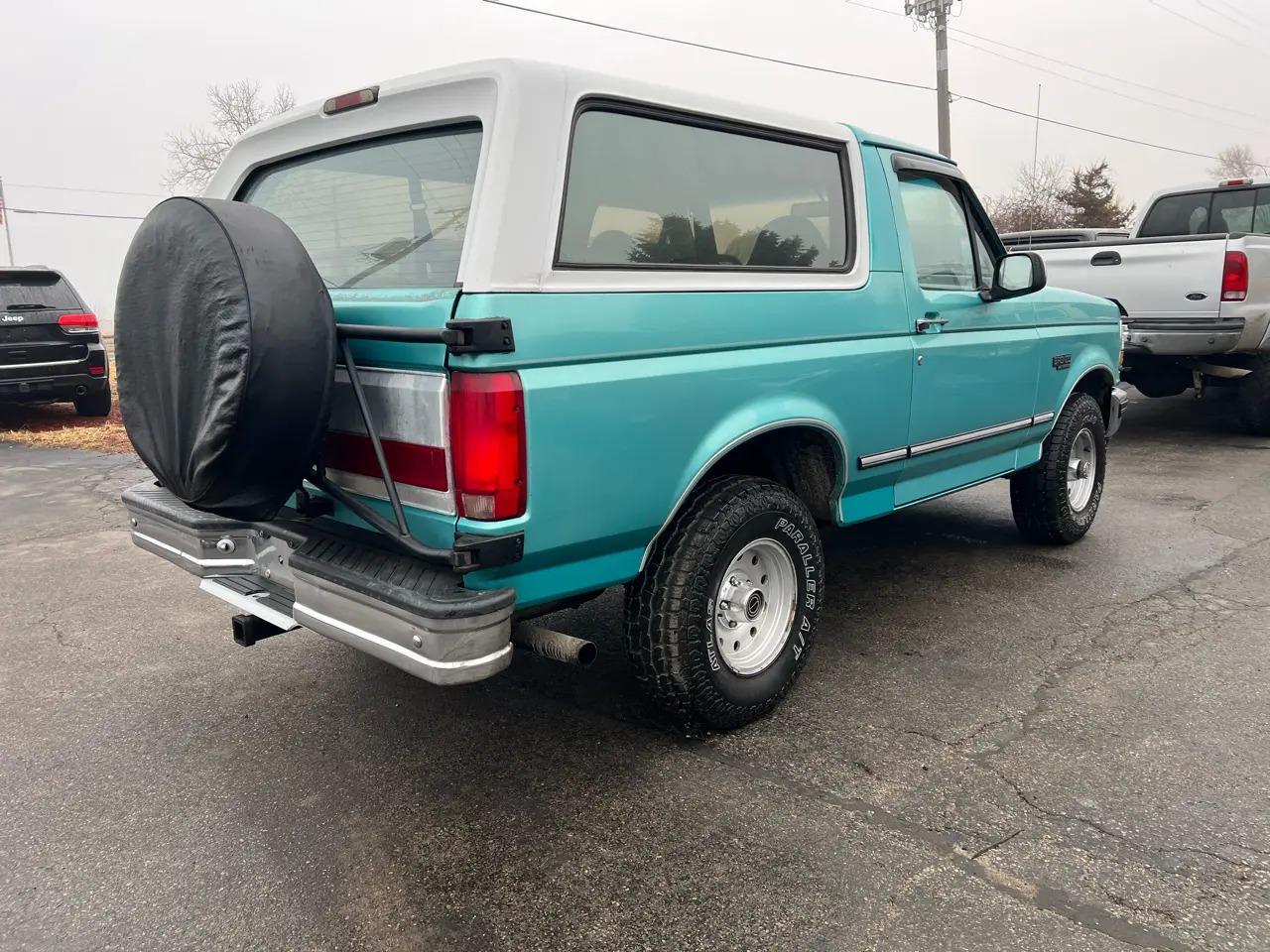 1994 Ford Bronco XLT - 2