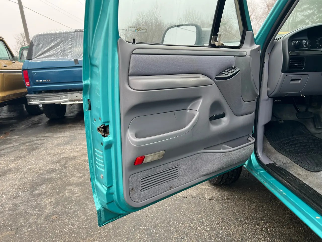 1994 Ford Bronco XLT