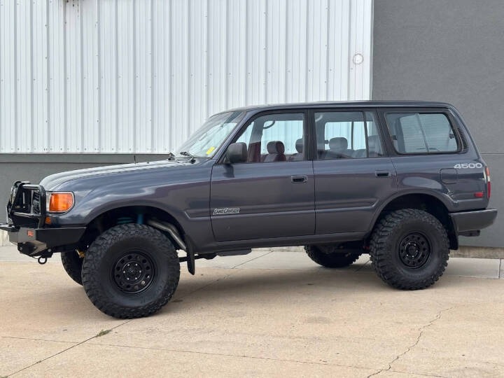 Modified 1991 Toyota Land Cruiser