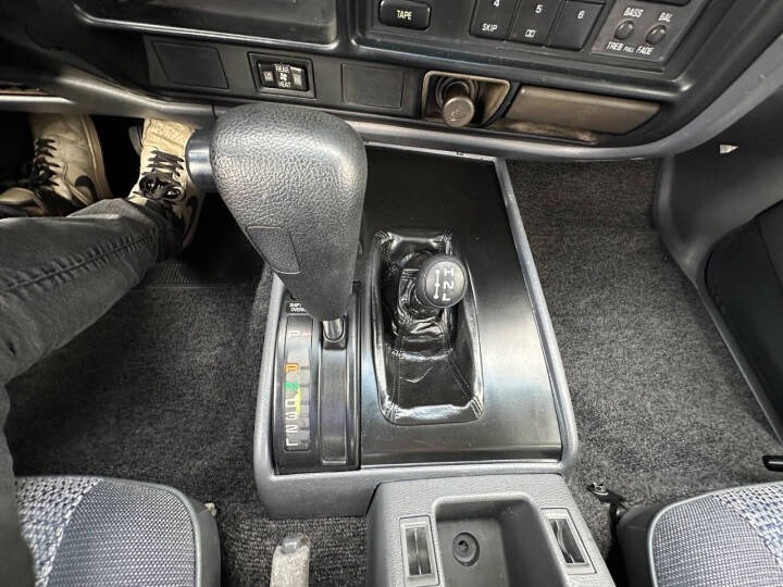 Modified 1991 Toyota Land Cruiser