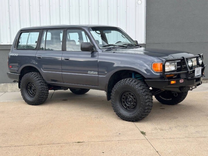 Modified 1991 Toyota Land Cruiser