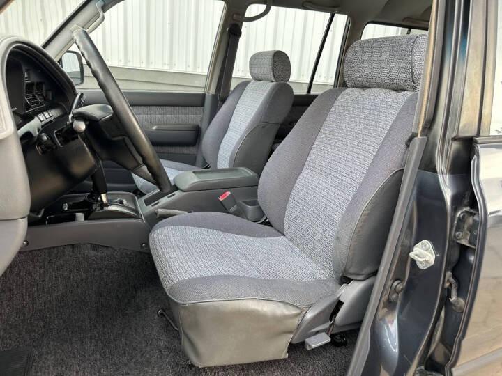 Modified 1991 Toyota Land Cruiser