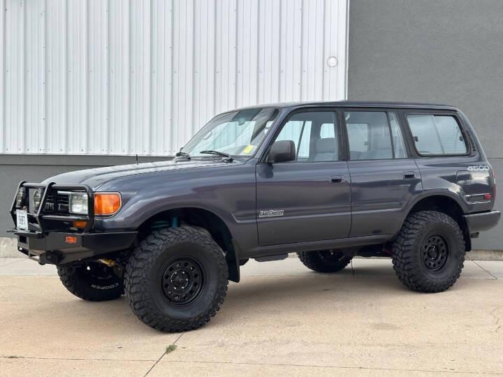 Modified 1991 Toyota Land Cruiser