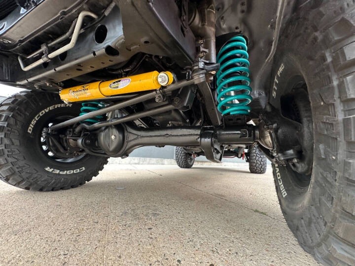 Modified 1991 Toyota Land Cruiser