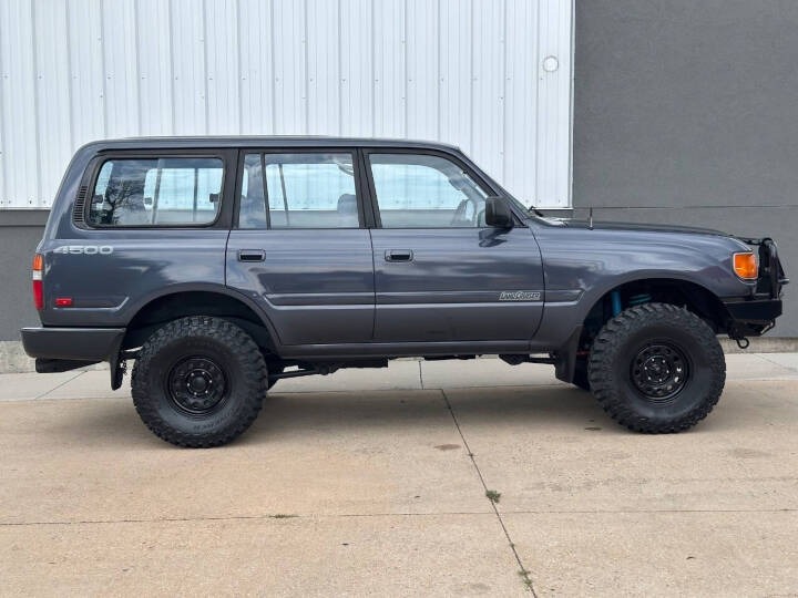 Modified 1991 Toyota Land Cruiser