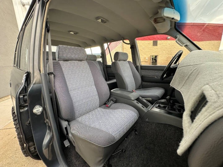 Modified 1991 Toyota Land Cruiser