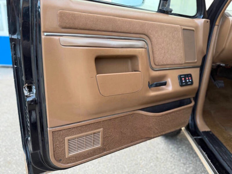 1991 Ford Bronco Eddie Bauer Edition