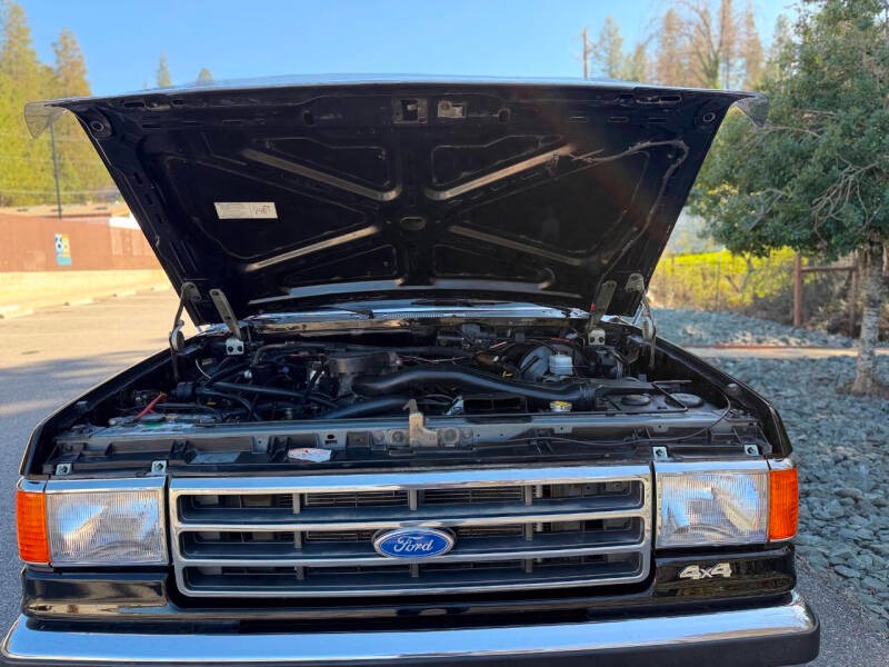 1991 Ford Bronco Eddie Bauer Edition