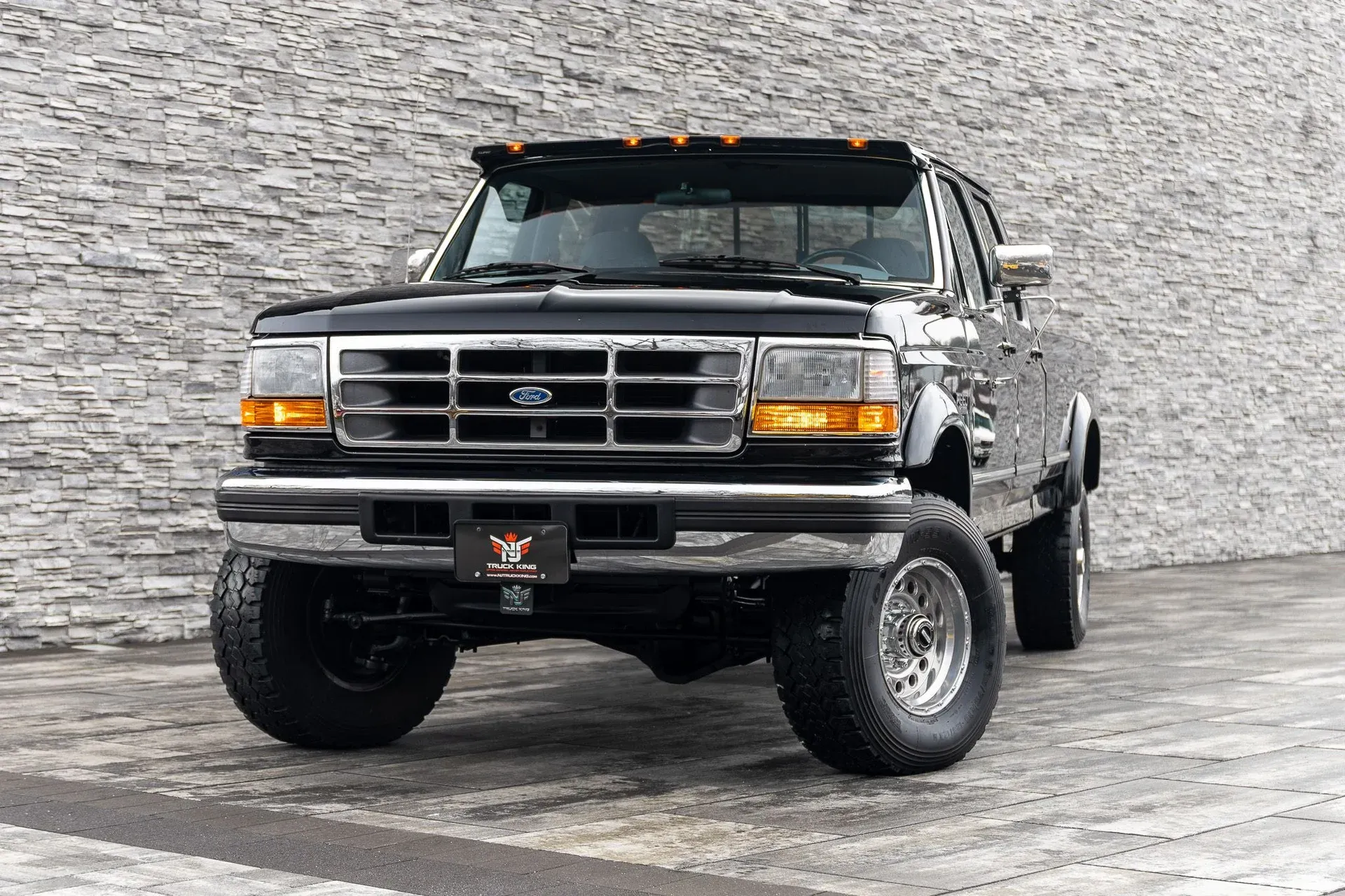 1995 Ford F-350 XLT - 2