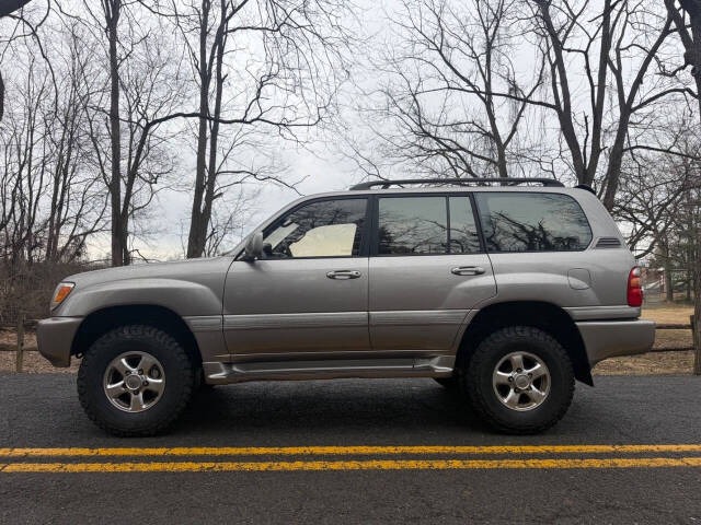 2001 Toyota Land Cruiser - 2