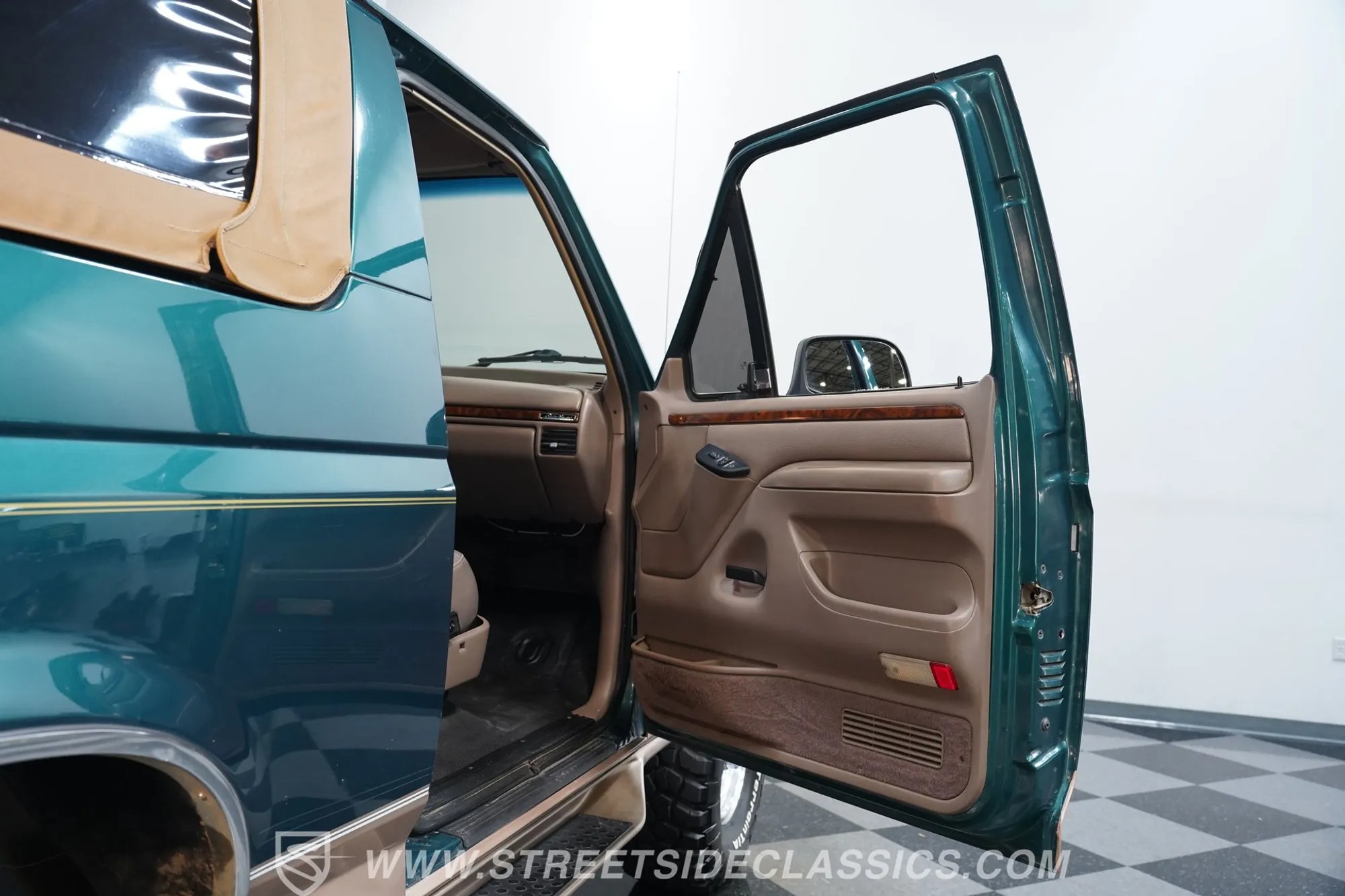 1996 Ford Bronco Eddie Bauer