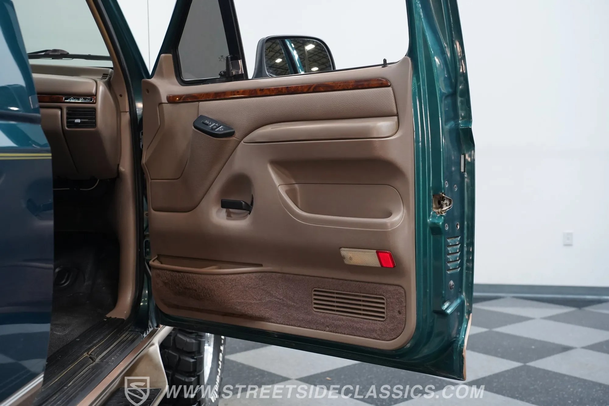 1996 Ford Bronco Eddie Bauer